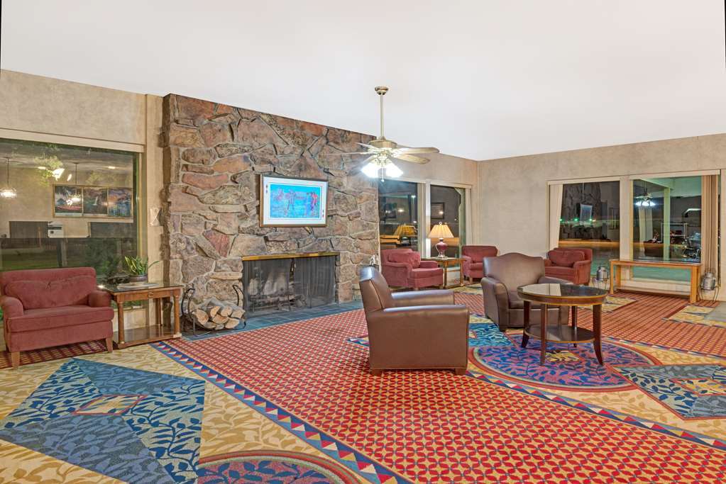 Travelodge By Wyndham Laramie Interior photo