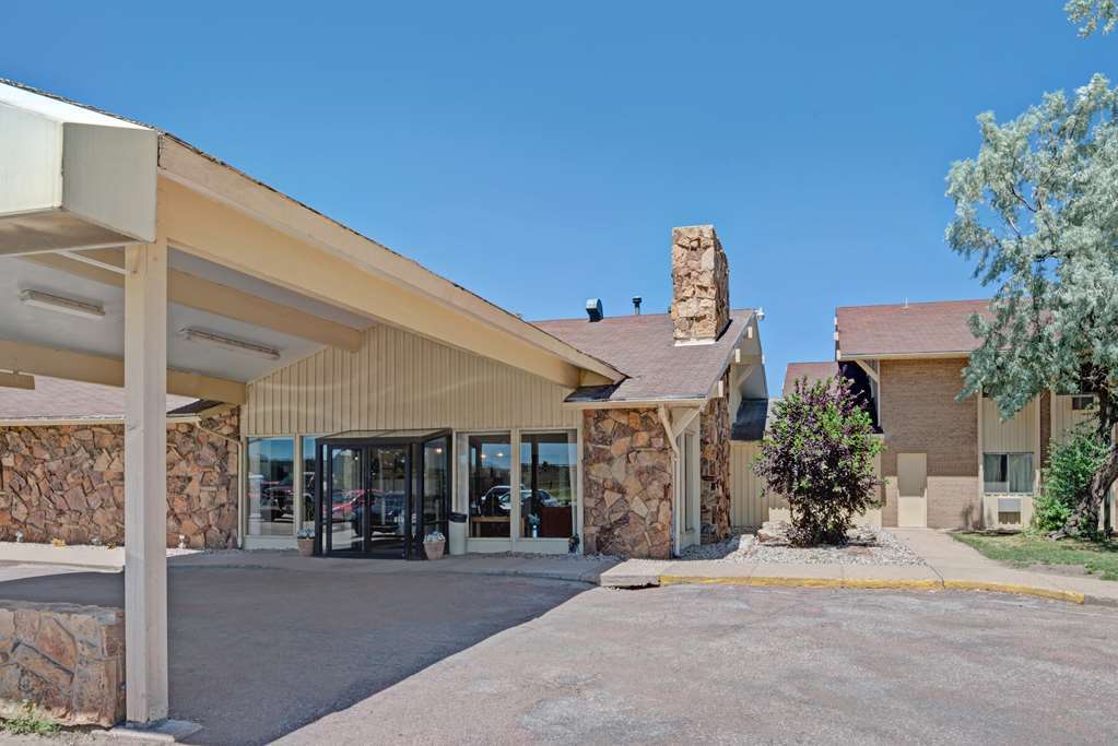 Travelodge By Wyndham Laramie Exterior photo